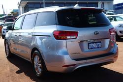 2017 Kia Carnival Si