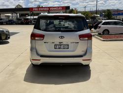 2018 Kia Carnival S