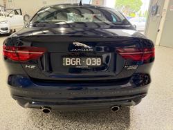 2020 Jaguar XE P300 R-Dynamic SE X760 MY20 Portofino Blue