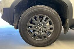 2025 Toyota Landcruiser Prado GXL