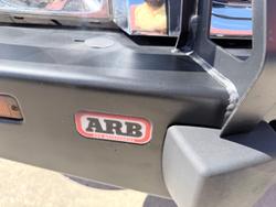 2010 Nissan Navara ST-R D22 MY09 4X4 Artic White