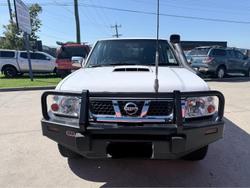 2010 Nissan Navara ST-R D22 MY09 4X4 Artic White