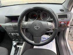 2005 Holden Astra CDX AH MY05 Silver