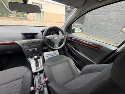 2005 Holden Astra CDX AH MY05 Silver