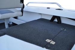 2026 Stacer 449 Outlaw Side Console