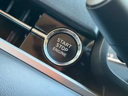 2024 Mitsubishi Outlander ES