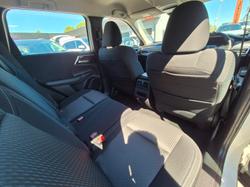 2024 Mitsubishi Outlander ES