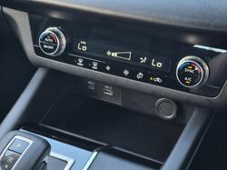 2024 Mitsubishi Outlander ES