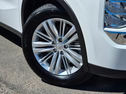 2024 Mitsubishi Outlander ES