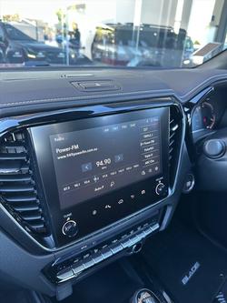 2024 Isuzu D-MAX BLADE