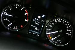 2023 Toyota Hilux SR5