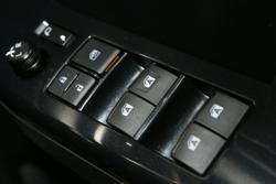 2023 Toyota Hilux SR5