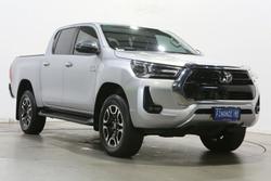 2023 Toyota Hilux SR5