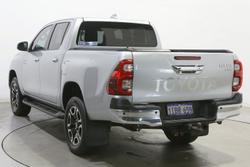2023 Toyota Hilux SR5