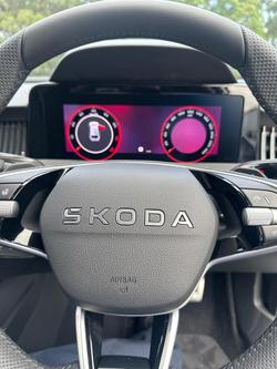 2025 SKODA Superb 195TSI Sportline