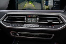 2021 BMW X5 M50i