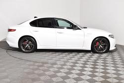 2022 Alfa Romeo Giulia Veloce