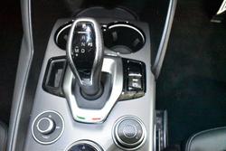 2022 Alfa Romeo Giulia Veloce