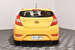 2017 Hyundai Accent Active