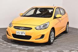 2017 Hyundai Accent Active