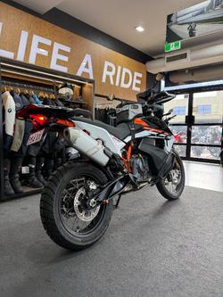 2022 Ktm 890 ADVENTURE R Orange
