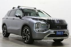 2022 Mitsubishi Outlander Exceed