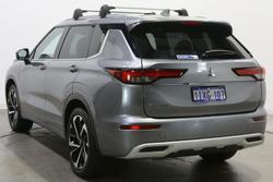 2022 Mitsubishi Outlander Exceed