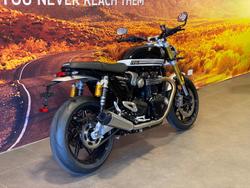 2025 Triumph Speed Twin 1200 RS Speed Twin Black