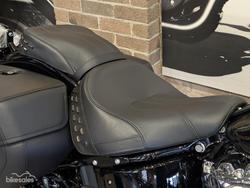 2025 Harley-Davidson Heritage Classic 117 (FLHC) Softail Black