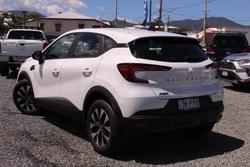 2025 Mitsubishi ASX LS