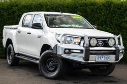 2019 Toyota Hilux SR