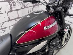 2023 Kawasaki Z900RS (Z900C) Z Red