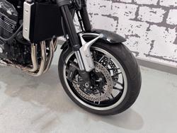 2023 Kawasaki Z900RS (Z900C) Z Red