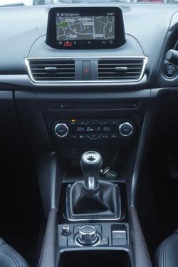 2016 Mazda 3 SP25 GT