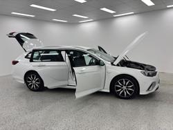 2018 Holden Commodore RS ZB MY18 Summit White