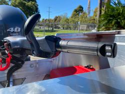 2026 QUINTREX 420 Busta