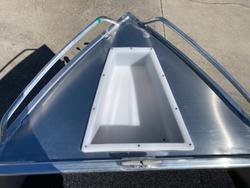 2026 QUINTREX 420 Busta