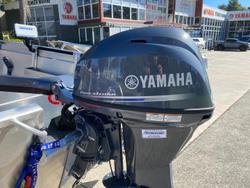 2026 QUINTREX 420 Busta