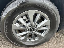 2022 Kia Carnival S