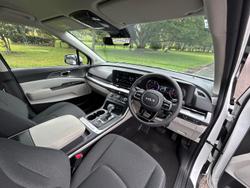 2022 Kia Carnival S