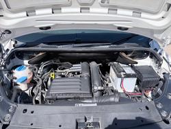 2016 Volkswagen Caddy TSI220 2KN MY16 Candy White