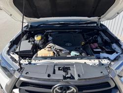 2023 Toyota Hilux SR