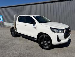 2023 Toyota Hilux SR