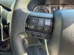 2023 Toyota Hilux SR