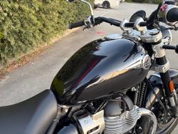 2025 Royal Enfield SUPER METEOR 650 Black