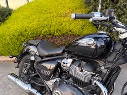 2025 Royal Enfield SUPER METEOR 650 Black