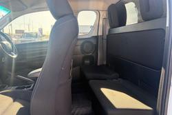 2018 Toyota Hilux SR