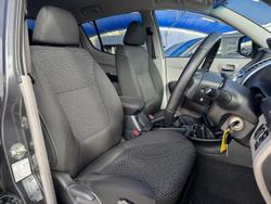 2013 Mitsubishi Triton GLX-R