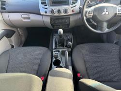 2013 Mitsubishi Triton GLX-R