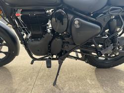 2026 Royal Enfield (see Also Enfiel 2026 Royal Enfield CLASSIC 350 BLACK